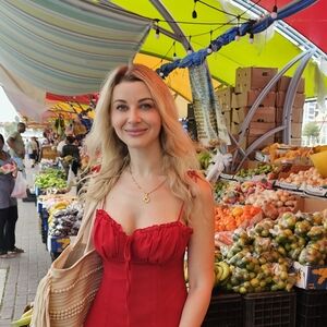 Meet your Posher, Liza